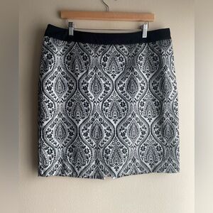 Worthington Women Silver Black Skirt Size 16P